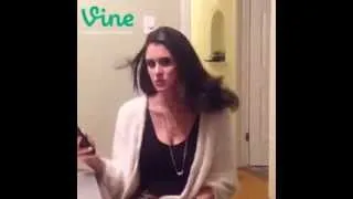 Funny Vines How To Kiss a Woman