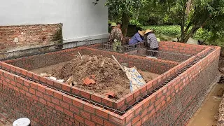 Brick concrete beam base construction with fixed brick formwork - primitive construction techniques