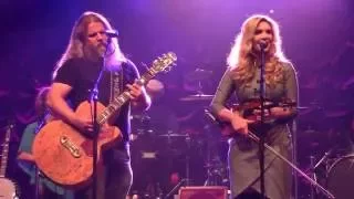 "When You Say Nothing At All" Alison Krauss & Jamey Johnson at the 2016 Warren Haynes Christmas Jam