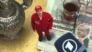 Johannes Schlüter - der Erdogan-Pilot | extra 3