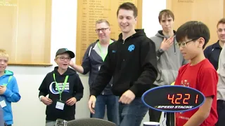 Rubik's Cube World Record - 4.22 seconds