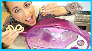 TRYING AN EASY BAKE OVEN!