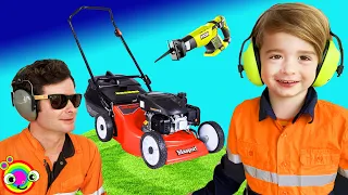Lawn Mower Video for Children  | New Mower BLiPPi Toy Yardwork | min min playtime