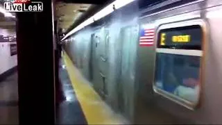 Душ в метро