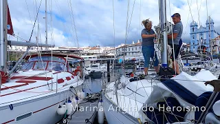 Azores Rigging - Mast down for Re-Rig