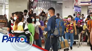 Mga pasahero dagsa na sa pag-uwi para sa Semana Santa | TV Patrol