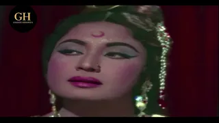 Meena Kumari: Beautiful & Cute Moments Compilation