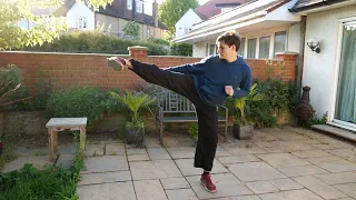 Kung Fu Tutorial - Fundamental Kicking