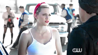 Абсолютно всё || Betty x Jughead