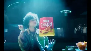 Cheez-It Commercial 2024 Alien Abduction Ad Reviev