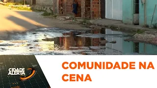 Rede de esgoto entupida causa transtornos moradores no bairro Coqueiral - CA
