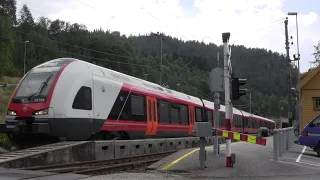 Bolstadøyri Railroad crossing, Voss, Norway 1 / Bolstadøyri Planovergang 1