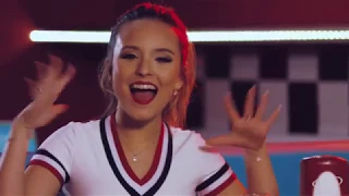 Clipe Boy Chiclete -  Larissa Manoela by Birô