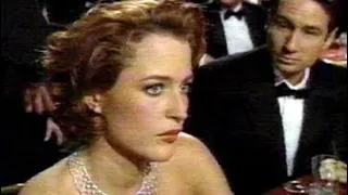 gillian anderson and david duchovny golden globe moments that that make me get abducted by aliens