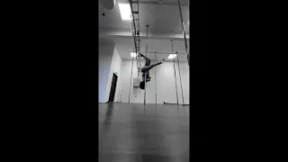 Give in to Me - Michael Jackson. Freestyle spinning pole dance.