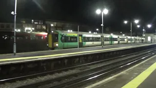 Southern Electrostars 377-118 and 377-441 rolling off from Hove Station, 29th January 2022