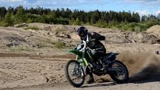 Kawasaki KX125 Freeride (inc. crash)