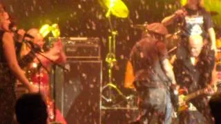 Johnny Depp & Alice Cooper playing "Run Run Rudolph"