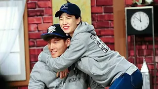 Spartace moments part 10 Song ji hyo and kim jong  👫