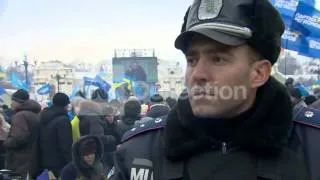 UKRAINE: PRO-GOVERNMENT PROTESTERS