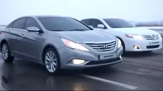 (Real time) Hyundai 2011 Sonata vs 2010 Toyota Camry running comparison