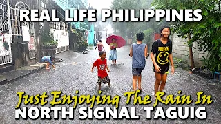 Street Scenes in the Philippine During a Heavy Rain [4K]