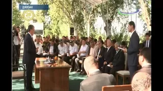 Президент Шавкат Мирзиёев  посетил Зарбдорский район Джизакской области