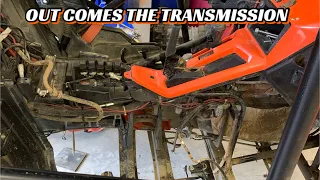 Transmission Removal And Teardown On Gladman's YXZ To Fix A Possible Broken 3rd Gear