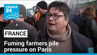 Fuming French farmers pile pressure on Paris • FRANCE 24 English