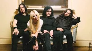 The Pretty Reckless - Champagne Supernova (Oasis Cover)