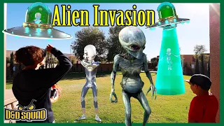 ALIEN INVASION | ALIEN'S FOUND US | D&D SQUAD BATTLES