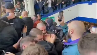 Leeds fighting the police in the away end at Everton 12.02.2022