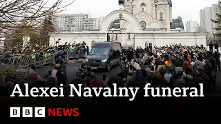 Alexei Navalny's funeral begins in Moscow | BBC News