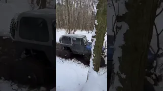 V8 JEEP STUCK IN THE ICE 🧊 #jeep #4x4