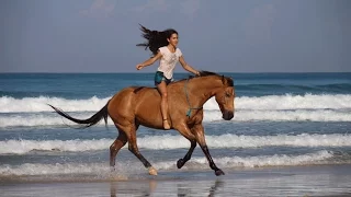 2016// riding tackless on the beach