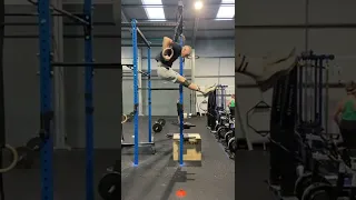 Half Kip Ring muscle up