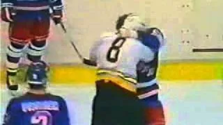 87-01-12 Cam Neely vs. Terry Carkner hockey fight