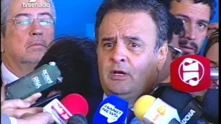 Aécio Neves diz que Dilma precisa pedir desculpas e se reconciliar com sua história