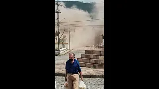 O Tio da Sacolinha  de Pão e o FIM do MUNDO em Ouro Preto - Análise (Ninguém se feriu nesse vídeo).