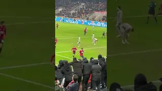 Milan fans celebrate Giroud's goal