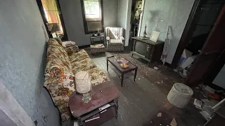 Exploring an AMAZING Abandoned Vintage Time Capsule Home in CT | EVERYTHING LEFT BEHIND!!!