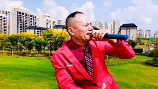 一曲《爱的路上千万里》：深圳大衣哥王文正诠释民间好声音！