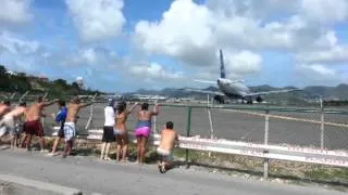 Сан Мартин аеропорт, бар, приколы на взлетной полосе St martin airport, St martin jet blast
