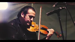 NESTOR GARNICA PRESENTA "CRIOLLO" GUITARRA BOMBO Y VIOLIN