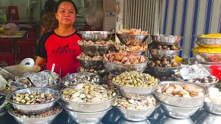 Amazing! Vietnamese Food Tour in Ban Co Market