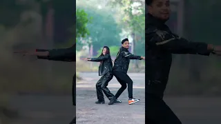 Chipak Chipak Ke Chalti Hai #shorts Dance Video #Govind Mittal & Snehu || @Nritya Performance