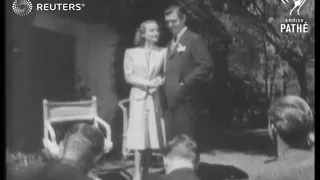 SHOWBIZ: Clark Gable and Carole Lombard return from wedding (1939)