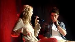 Convention Bloody night con 3 Bruxelles Nathaniel Buzolic et Candice Accola 11/05/13 part 1
