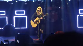 AVRIL LAVIGNE : Wish You Were Here (Live au Zénith de Paris, 12.04.2023)