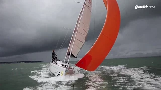 YACHT-Test 2012: Bavaria Cruiser 33 gegen Hanse 345